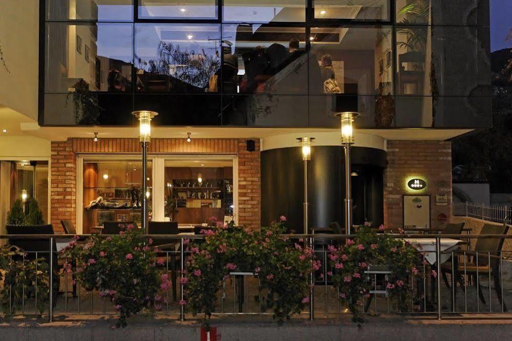 Hotel Krone - Eat, Drink, Stay Bressanone Bagian luar foto