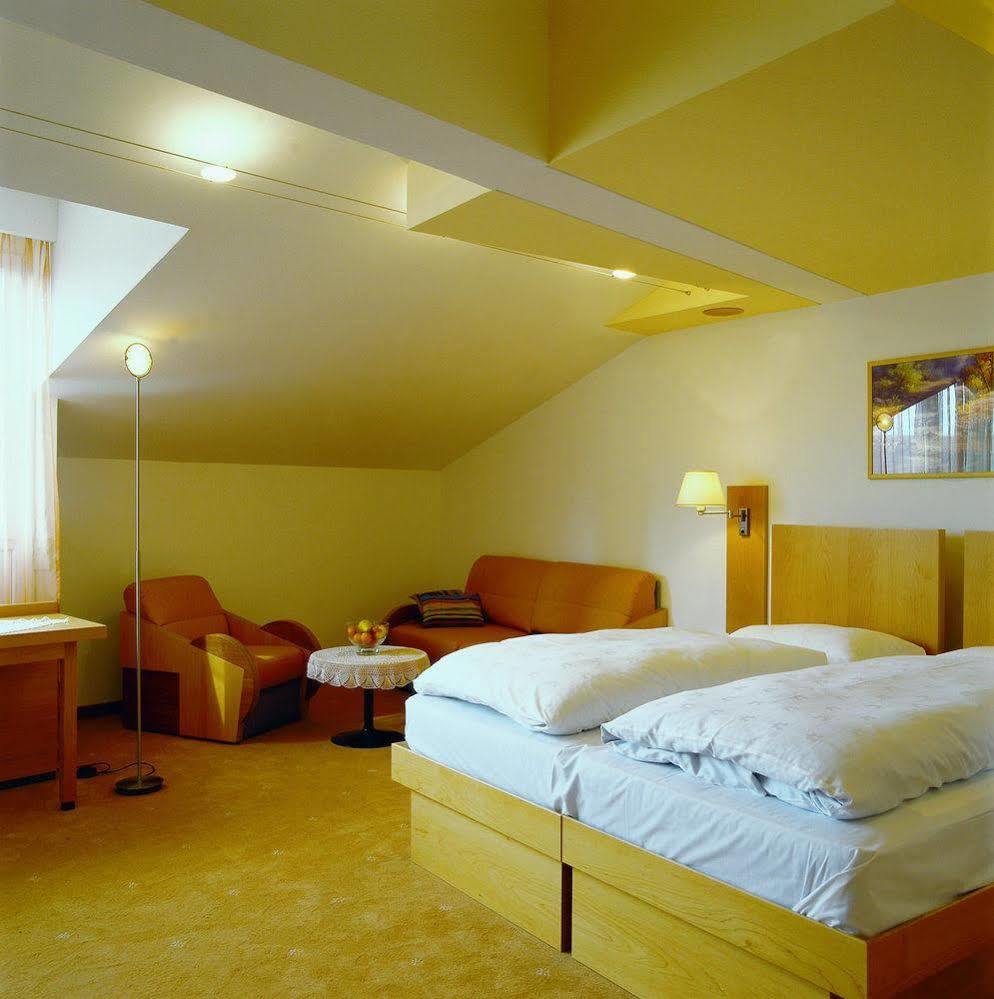 Hotel Krone - Eat, Drink, Stay Bressanone Bagian luar foto